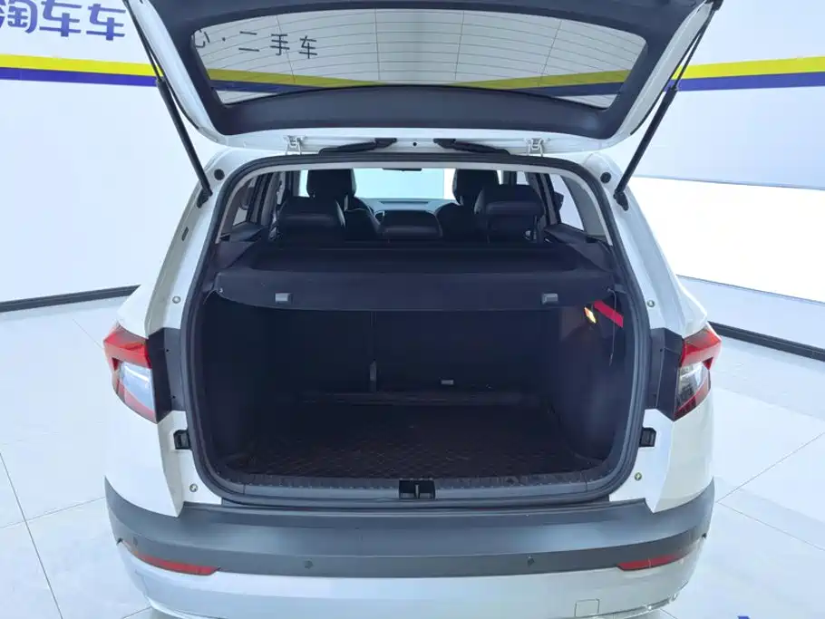 Skoda Karoq — миниатюра 4