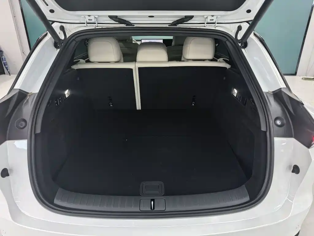 Li Auto i6 2025 Standard