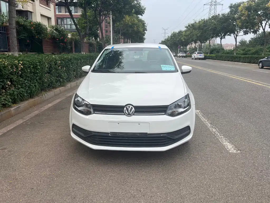 Volkswagen Polo — миниатюра 2