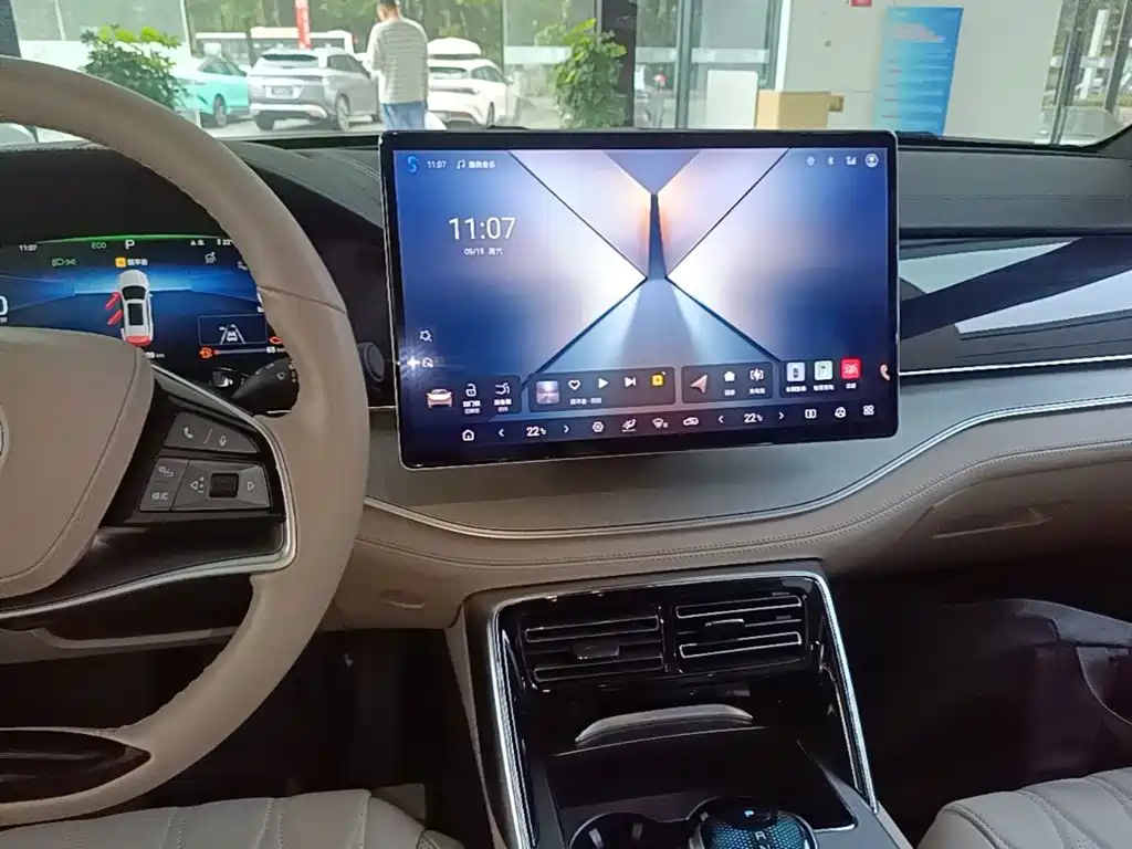 BYD Tang New Energy — миниатюра 13