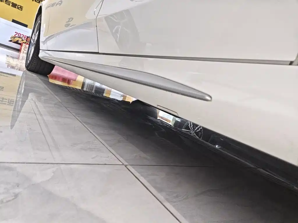 Mercedes-Benz C-Class — миниатюра 22