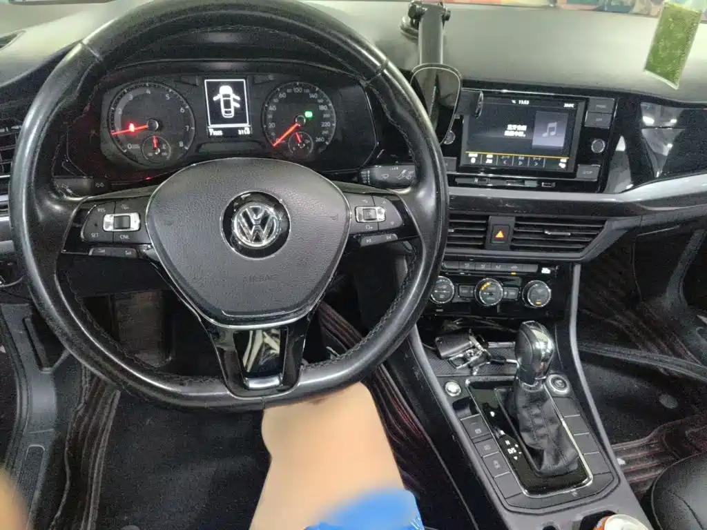 Volkswagen Bora — миниатюра 13