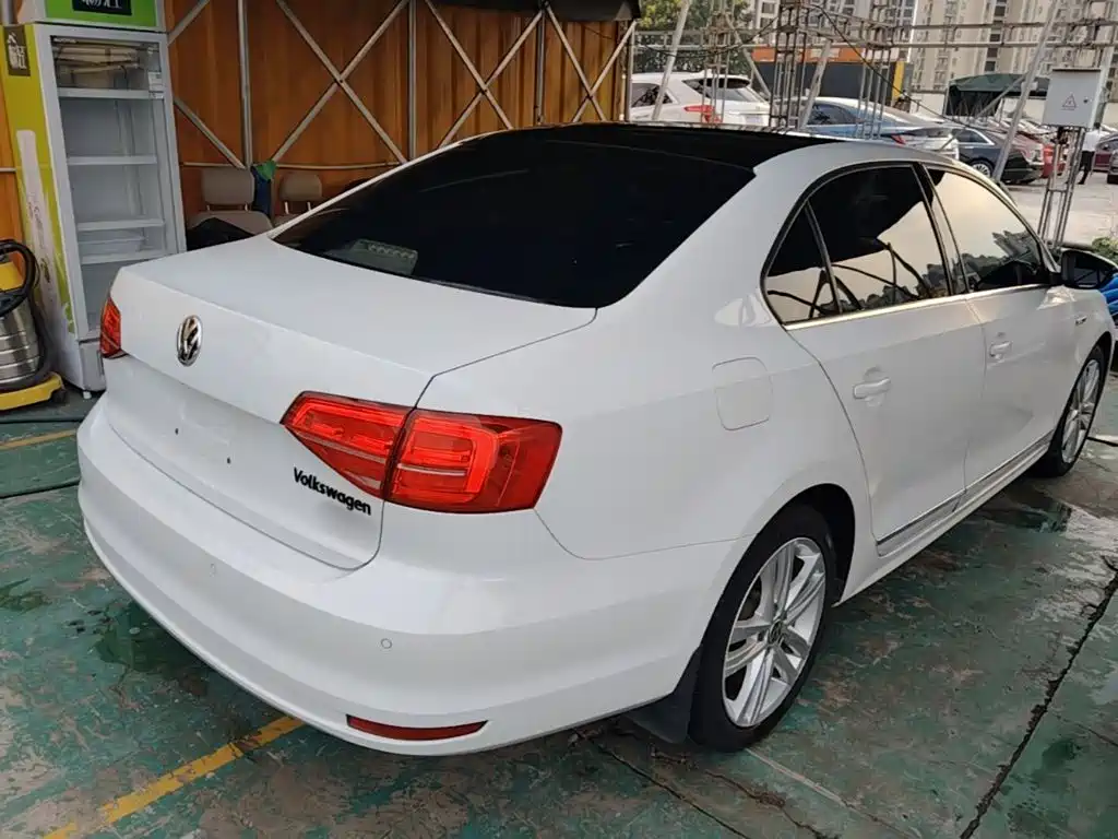 Volkswagen Sagitar — миниатюра 7