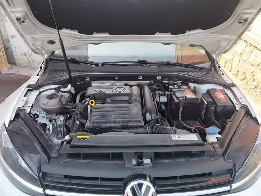 Volkswagen Golf — миниатюра 20