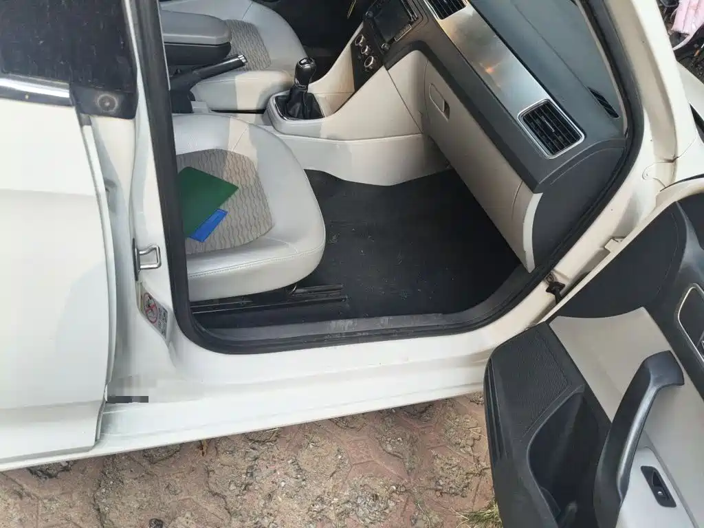 Skoda Rapid — миниатюра 19
