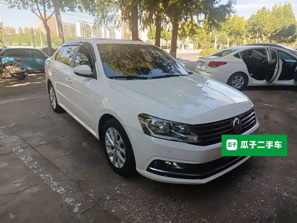 Volkswagen Lavida — миниатюра 4