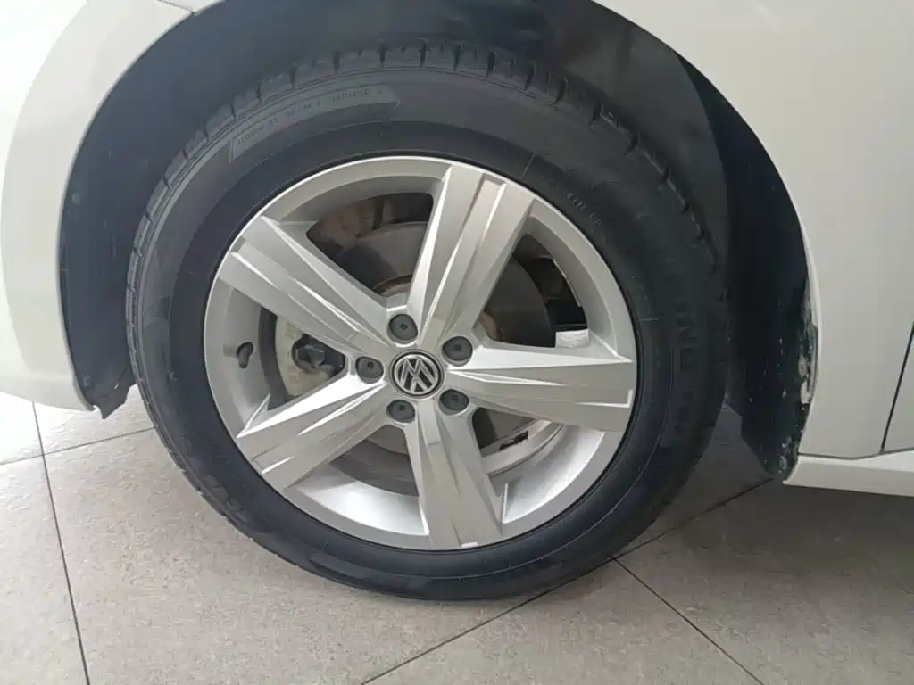 Volkswagen Lavida — миниатюра 23