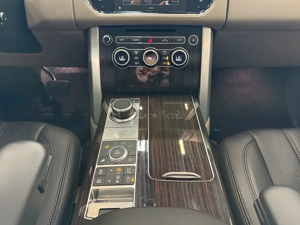 Land Rover Range Rover — миниатюра 11