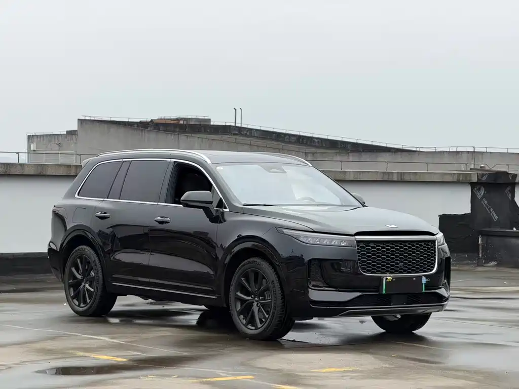 Li Auto Li ONE — миниатюра 2