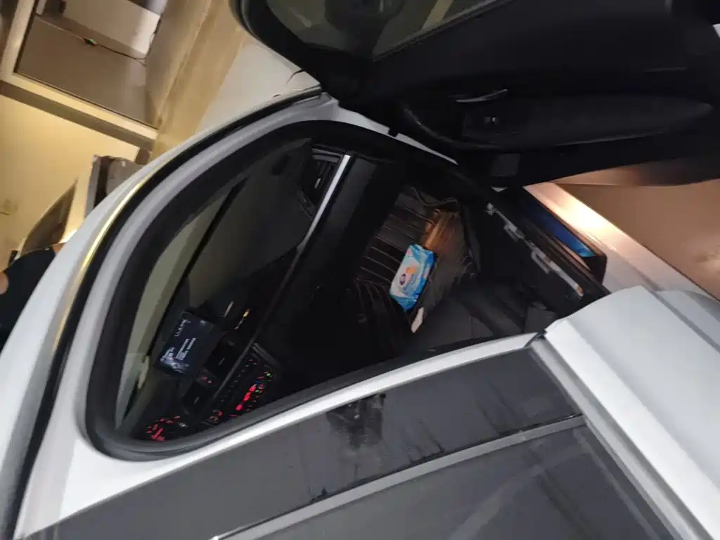 BMW 3 Series — миниатюра 18