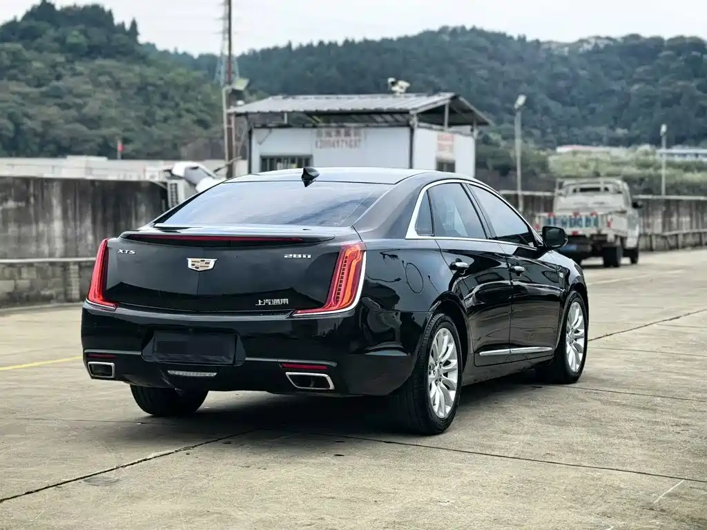 Cadillac XTS — миниатюра 4