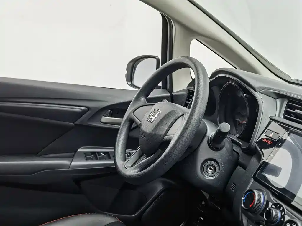 Honda Fit — миниатюра 22