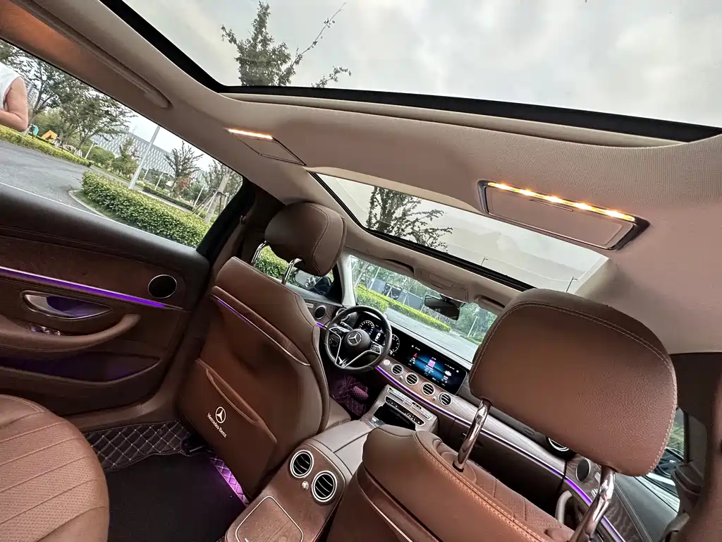Mercedes-Benz E-Class — миниатюра 11
