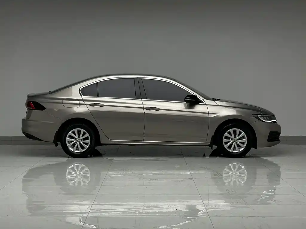 Volkswagen Bora — миниатюра 3