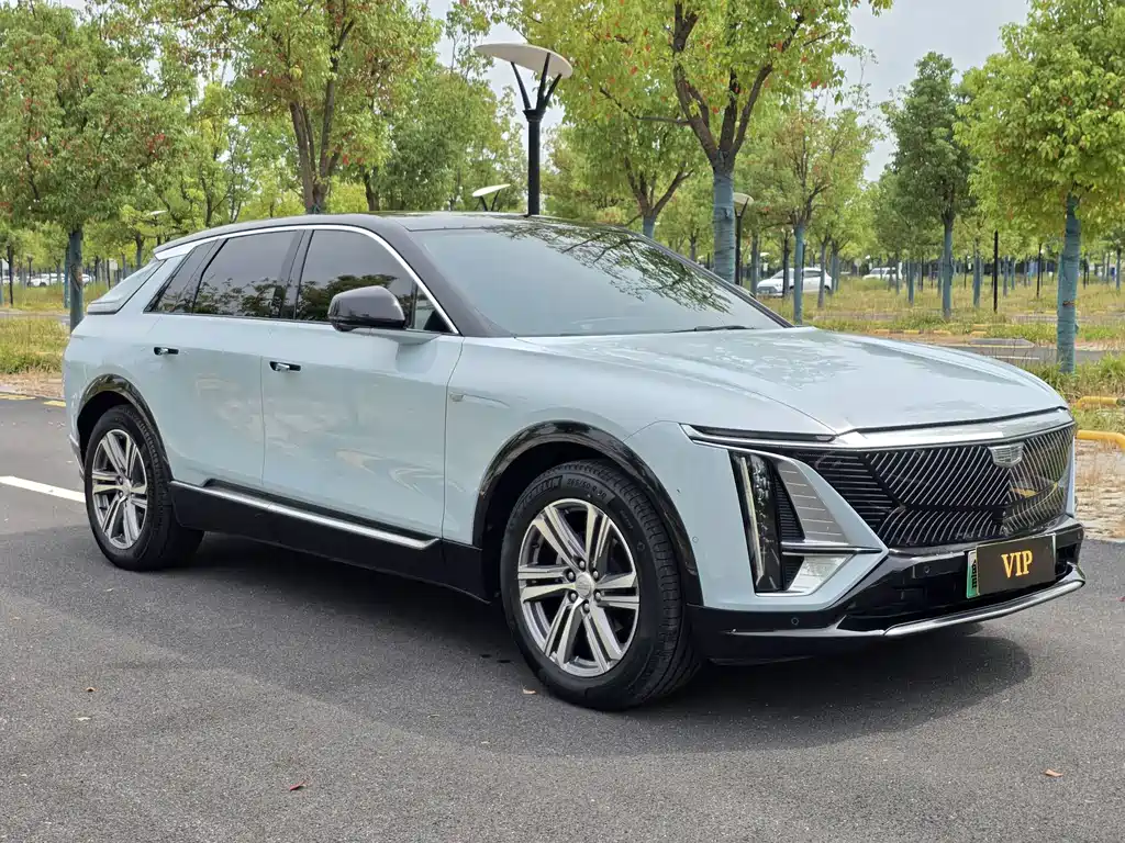 Cadillac Lyriq — миниатюра 3