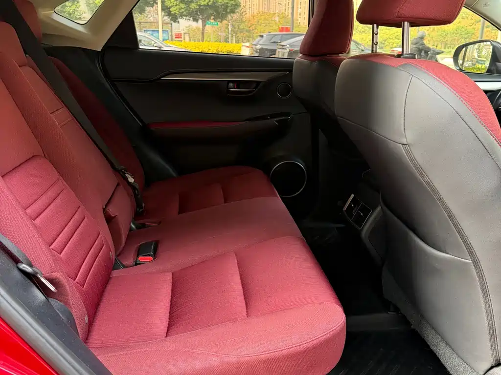 Lexus NX — миниатюра 7