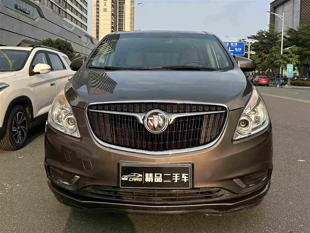 Buick GL8 — миниатюра 2
