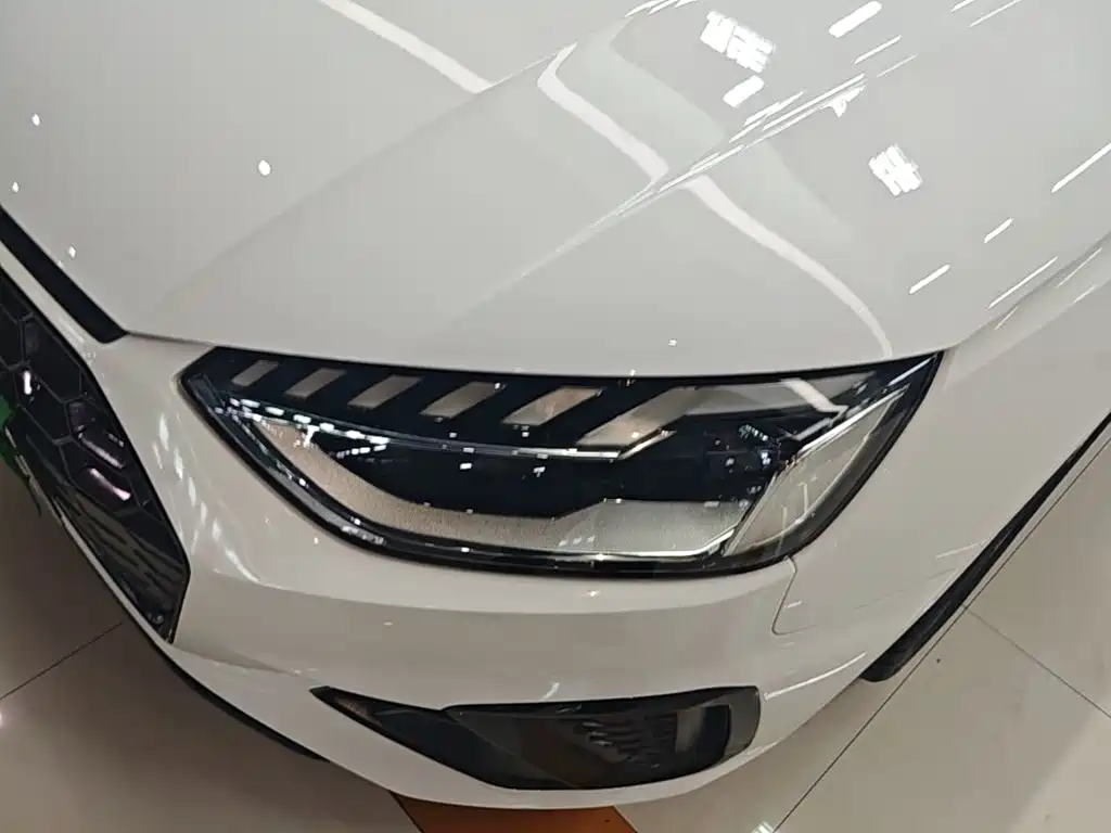 Audi A4L — миниатюра 24