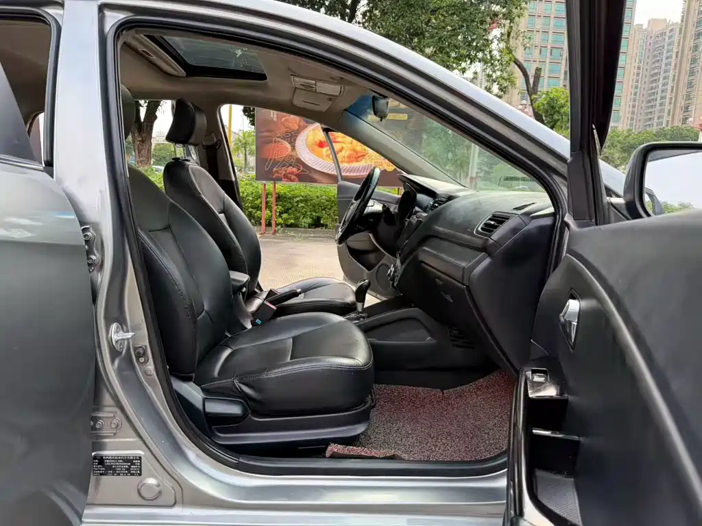 Kia K2 — миниатюра 4