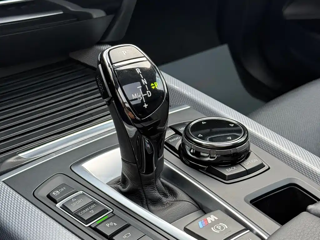 BMW X5 (Import) — миниатюра 21