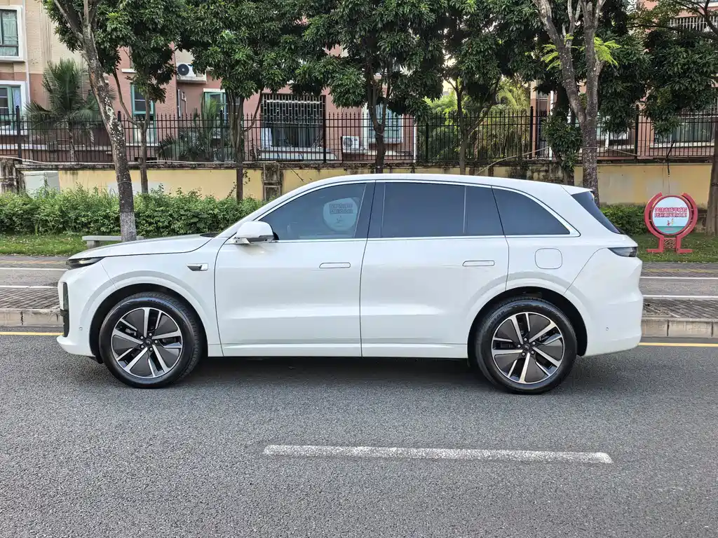 Li Auto Li L6 — миниатюра 4