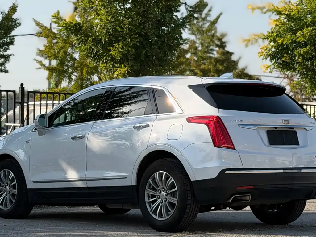 Cadillac XT5 — миниатюра 4