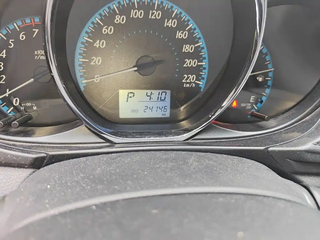 Toyota Yaris L — миниатюра 8