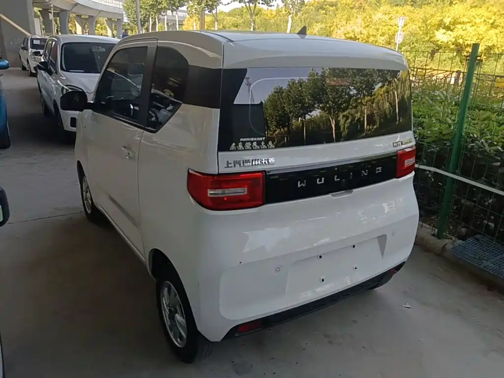 Wuling MINIEV — миниатюра 5