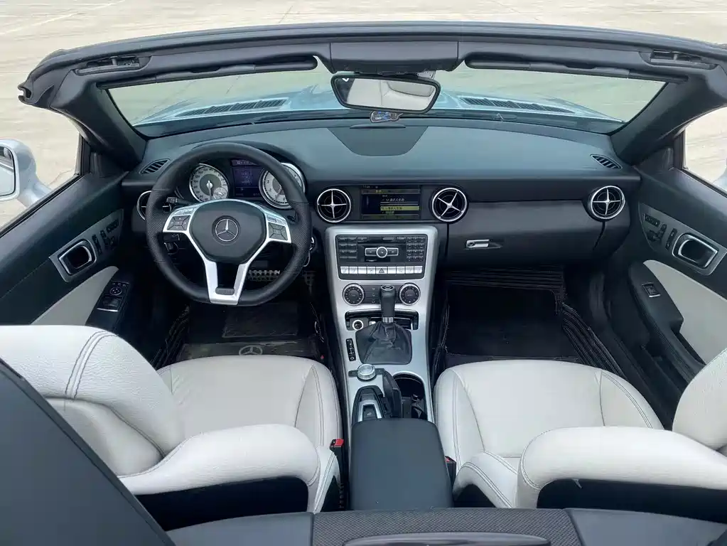 Mercedes-Benz SLK-Class — миниатюра 7