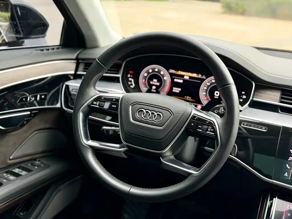 Audi A8 — миниатюра 18