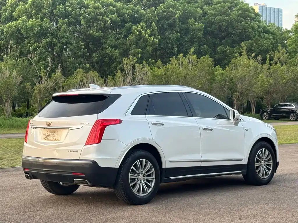 Cadillac XT5 — миниатюра 9