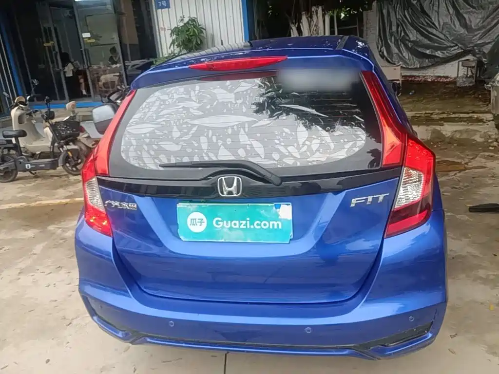 Honda Fit — миниатюра 6