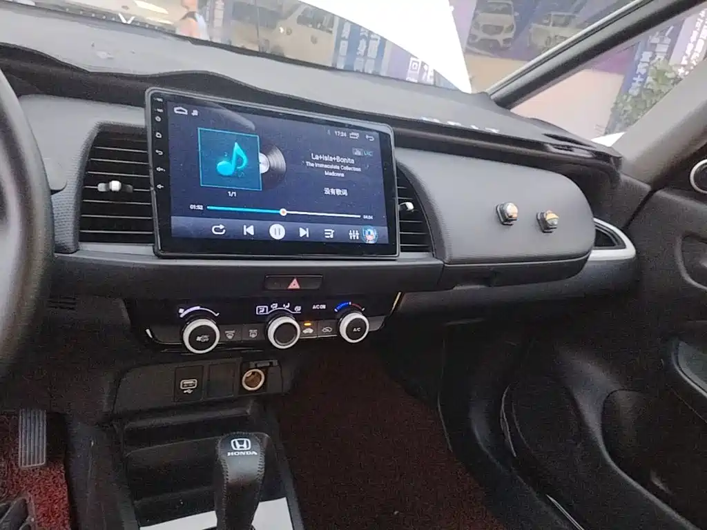 Honda Fit — миниатюра 13
