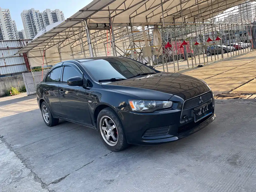 Mitsubishi Lancer EX — миниатюра 3