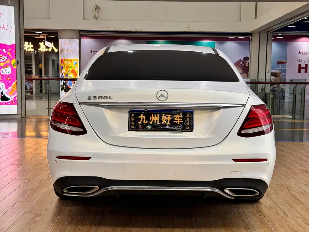 Mercedes-Benz E-Class — миниатюра 6