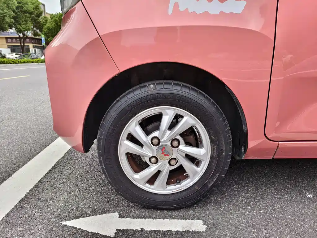 Wuling MINIEV — миниатюра 17