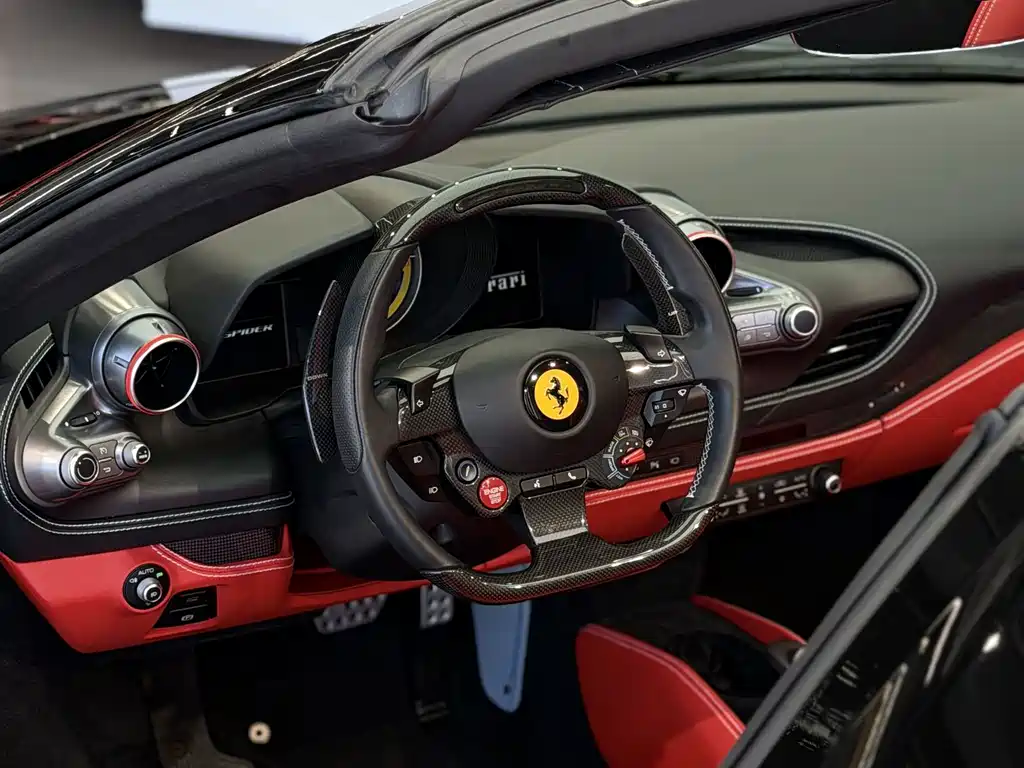 Ferrari F8 — миниатюра 4