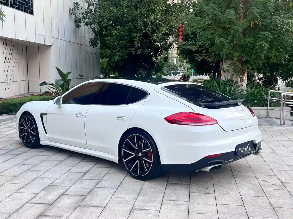 Porsche Panamera — миниатюра 9