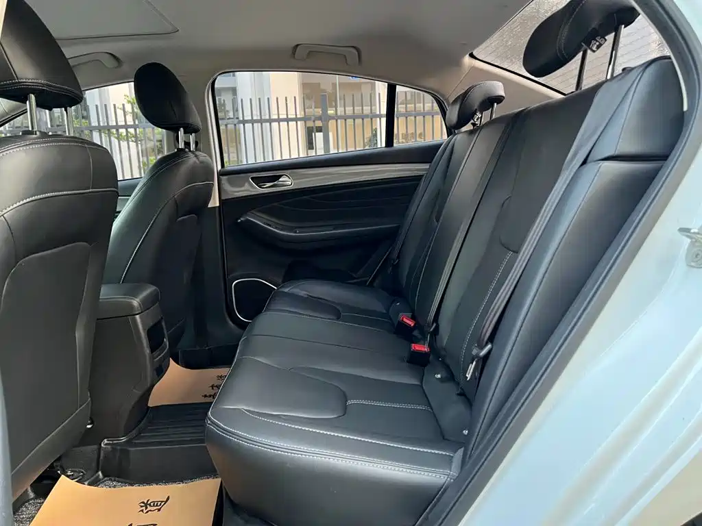 Chery Arrizo 5 — миниатюра 4