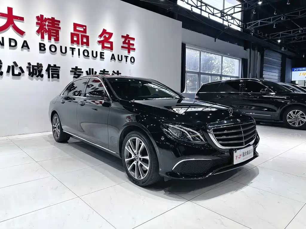 Mercedes-Benz E-Class — миниатюра 3