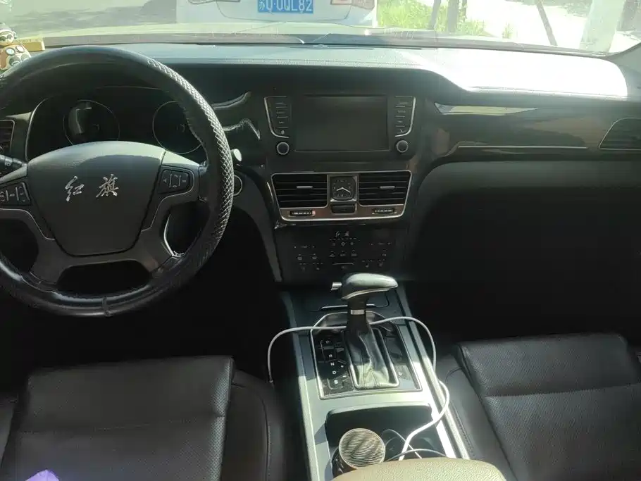 Hongqi Hongqi H7 — миниатюра 12