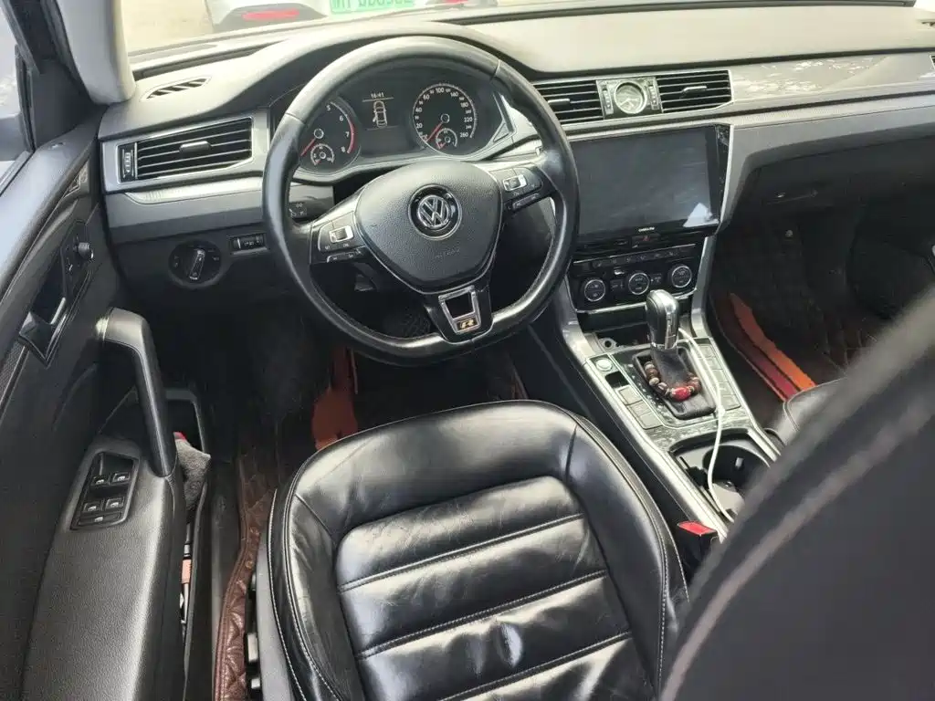 Volkswagen Passat — миниатюра 3