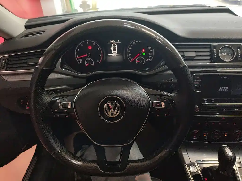 Volkswagen Passat — миниатюра 7
