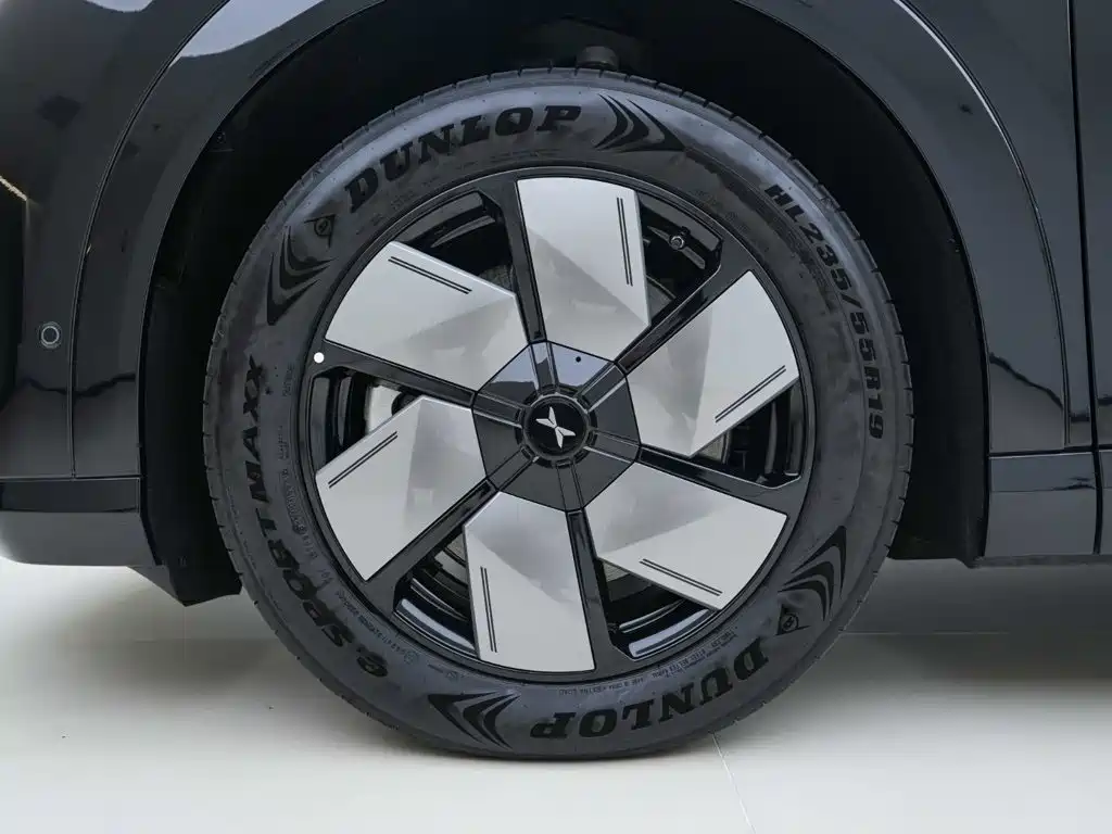 XPeng X9 — миниатюра 11