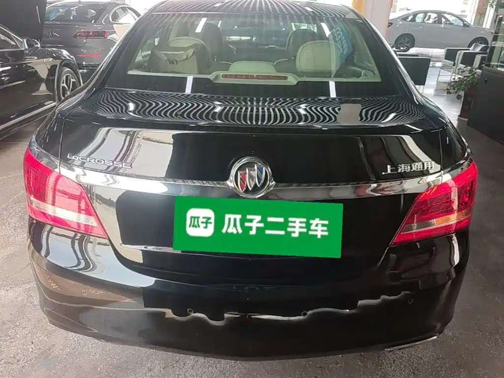 Buick LaCrosse — миниатюра 6