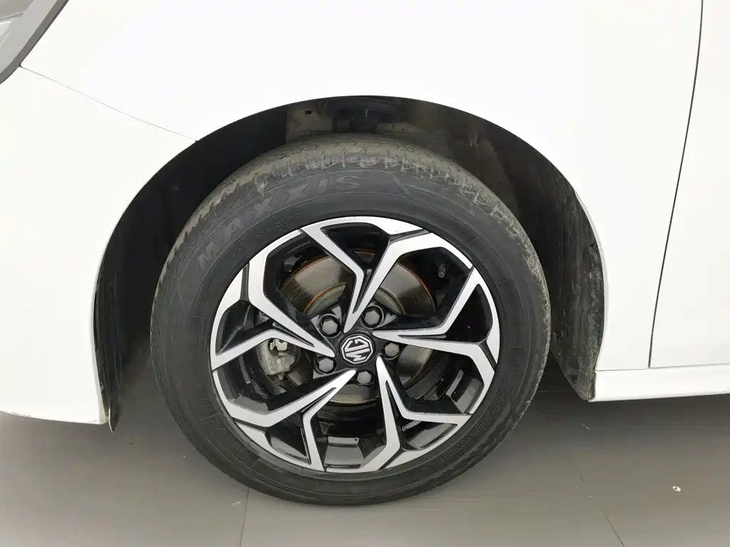 MG MG5 — миниатюра 17