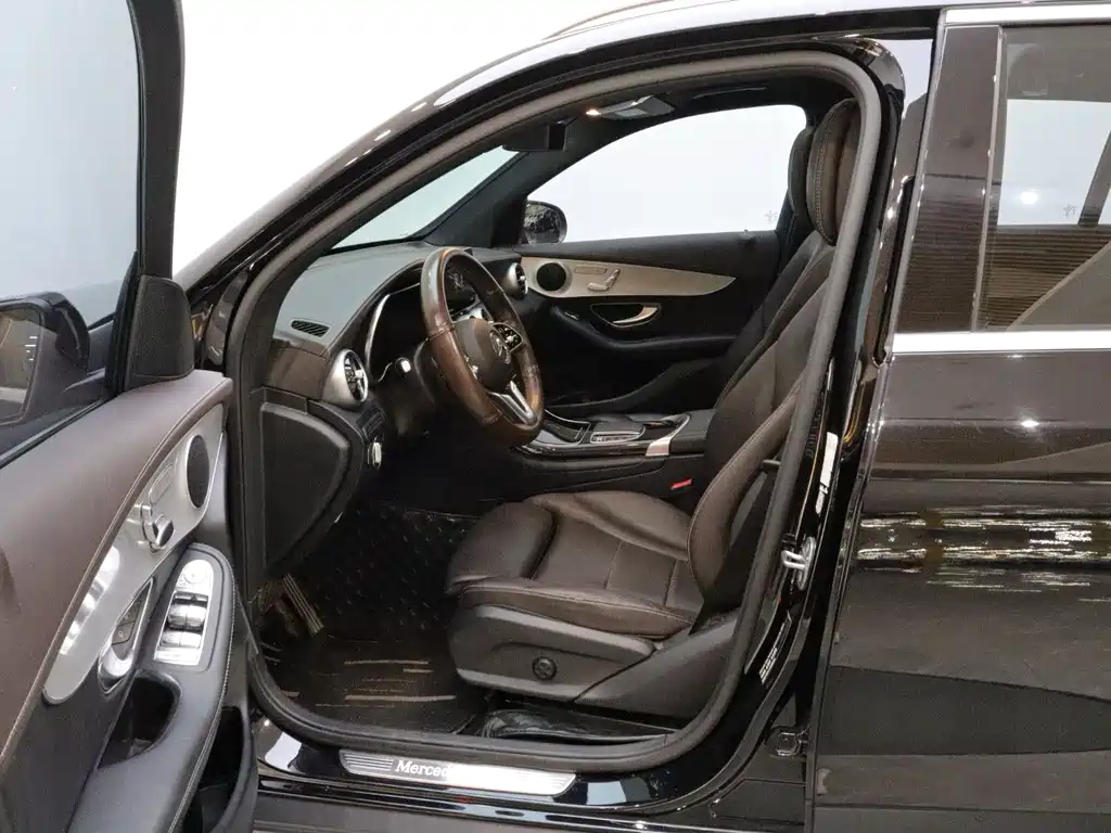 Mercedes-Benz GLC — миниатюра 11