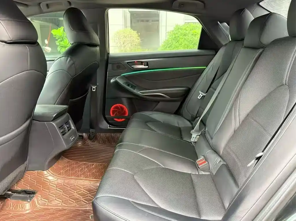 Toyota Avalon — миниатюра 5