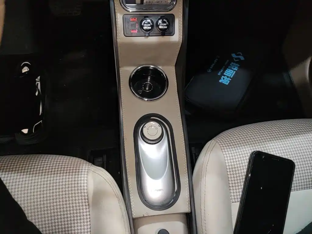 Wuling MINIEV — миниатюра 14