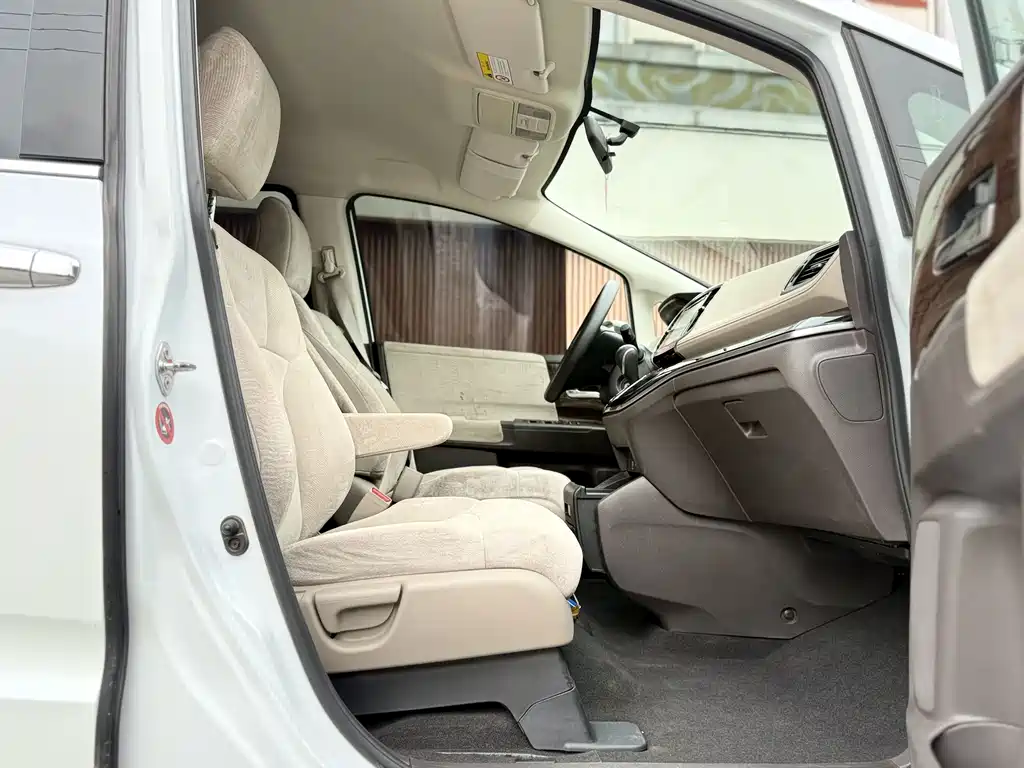 Honda Odyssey — миниатюра 8